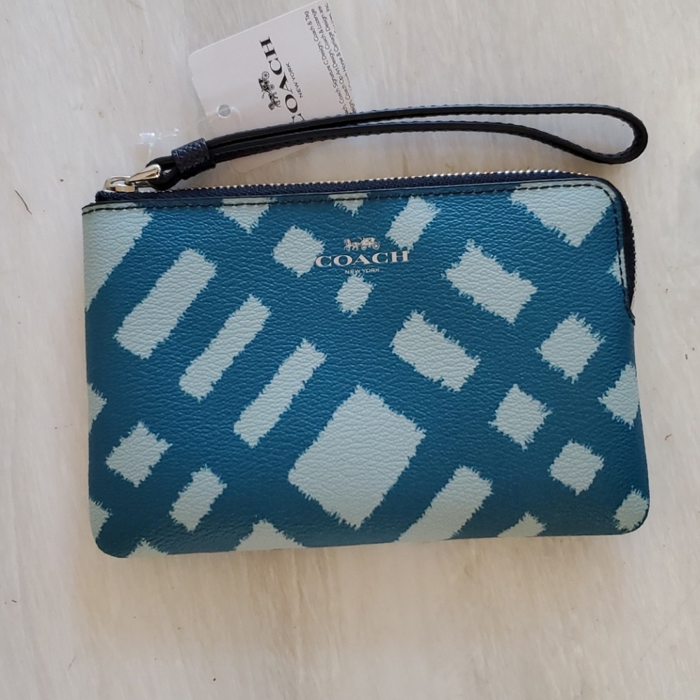 New Coach wristlet